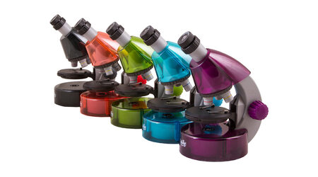 купите Детский микроскоп Levenhuk LabZZ M101 для школьников в Москве